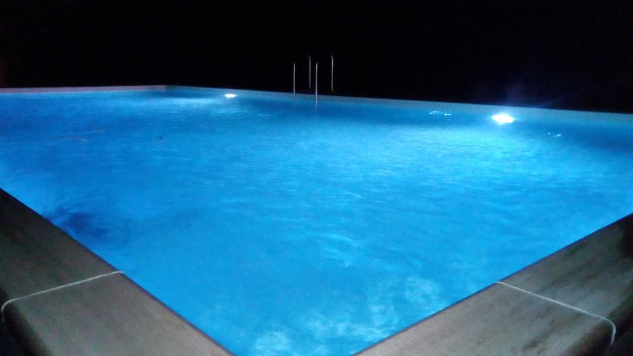 Agriturismo Podere Casalone Limite Екстер'єр фото